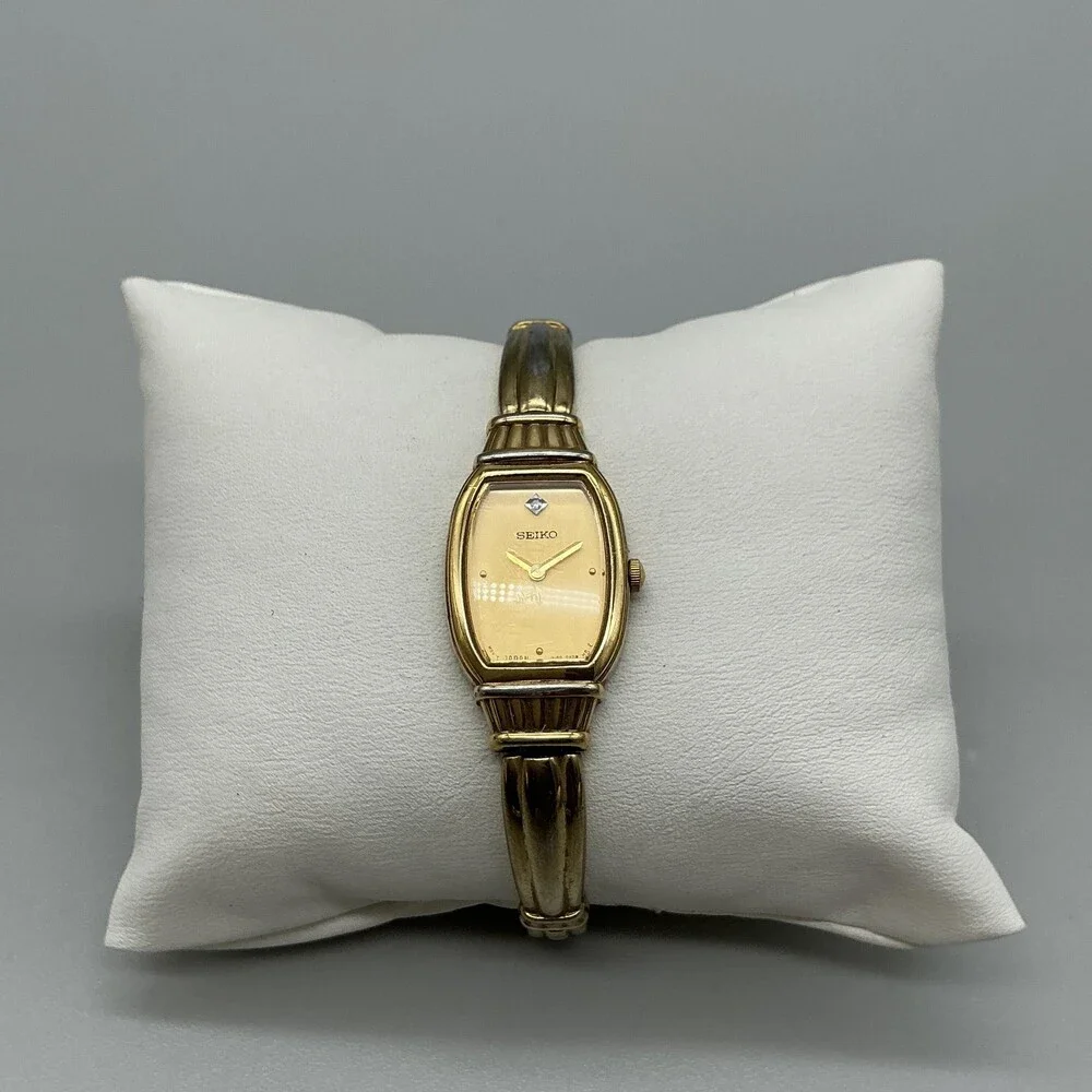 Vintage Seiko Womens Watch 16mm Gold Tone 1N00-0AP0 New Battery 6.75